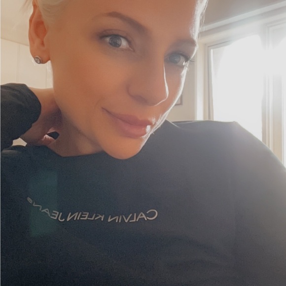 Meet your Posher, Renee - Picture 3 of 3